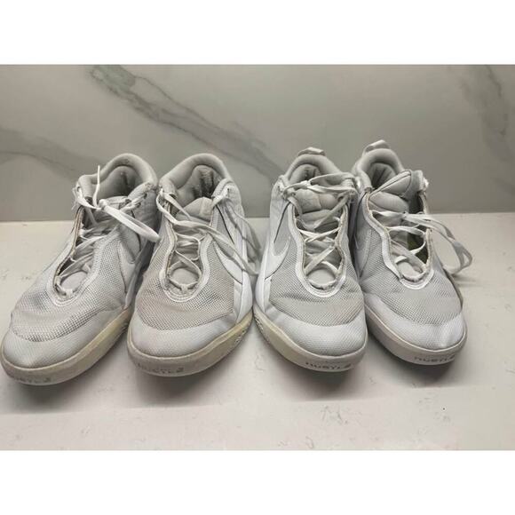 2 Pairs of Nike Men’s Size 7 Team Hustle White Lace Up Sneakers - Picture 2 of 5
